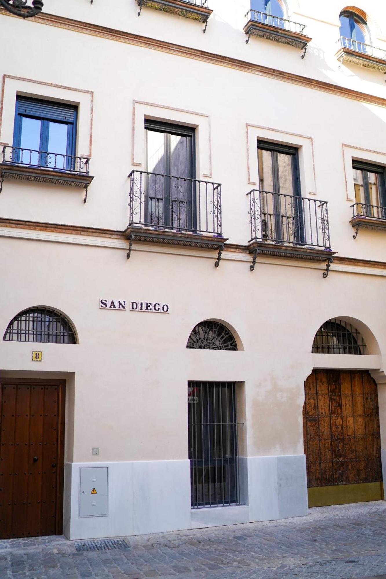 San Diego Cathedral Sevilla II Exterior photo